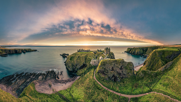 Path to Dunnottar Castle Print