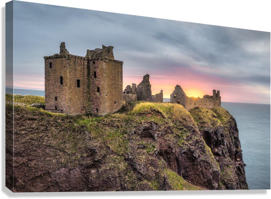 Daybreak at Dunnottar Canvas Print