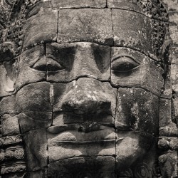 Angkor Statue