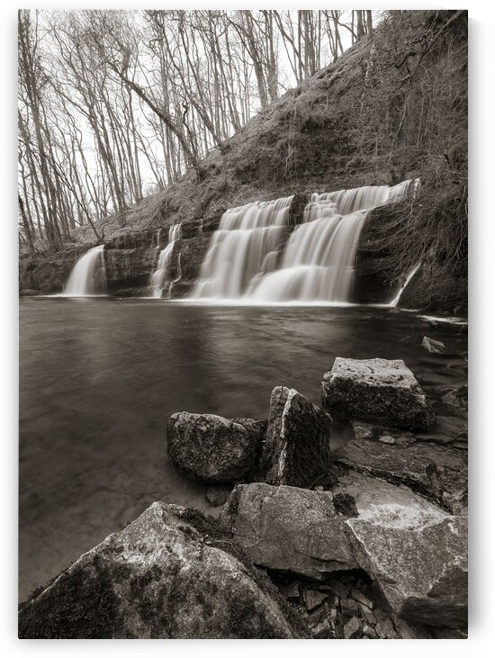 Sgwd Yr Pannwr Waterfall by Dave Bowman