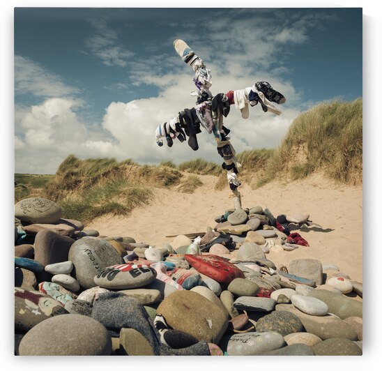 Dobbys Grave by Dave Bowman