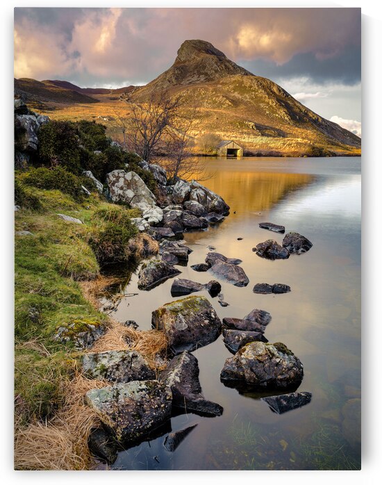 Cregennen Boat House by Dave Bowman