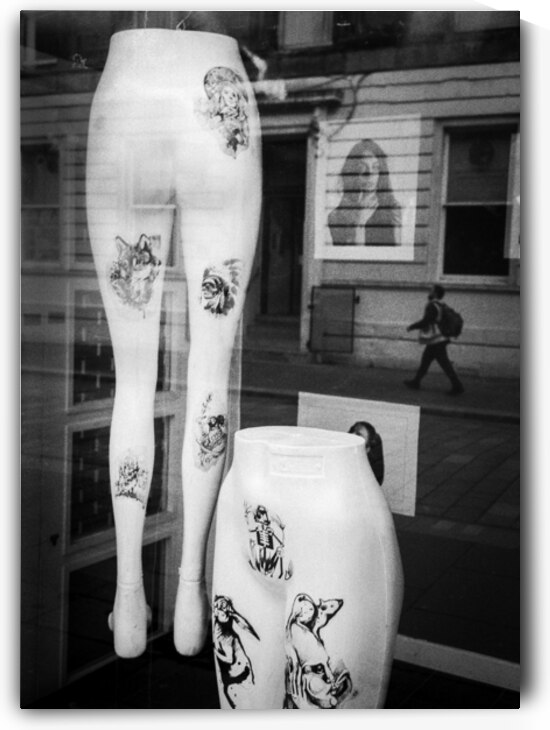Glasgow Legs by Dave Bowman