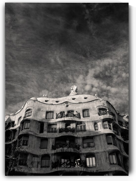 Casa Mila by Dave Bowman