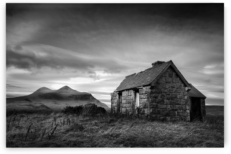 Elphin Bothy and Cul Mor by Dave Bowman