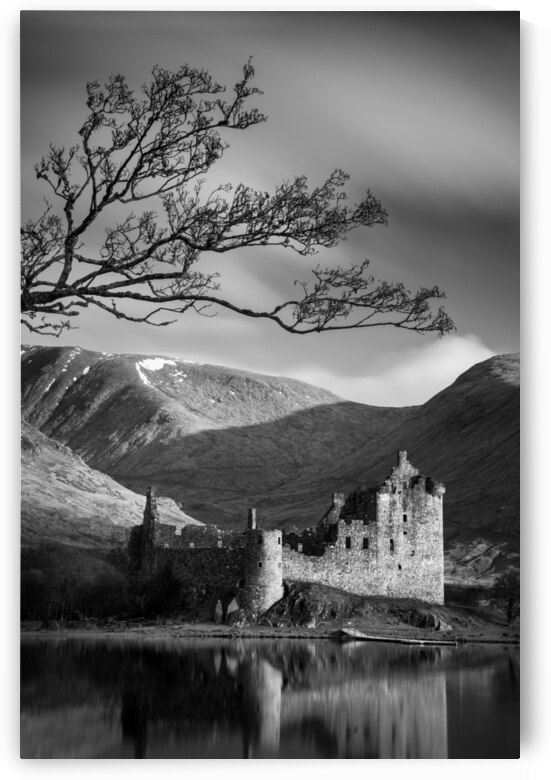 Kilchurn Castle by Dave Bowman