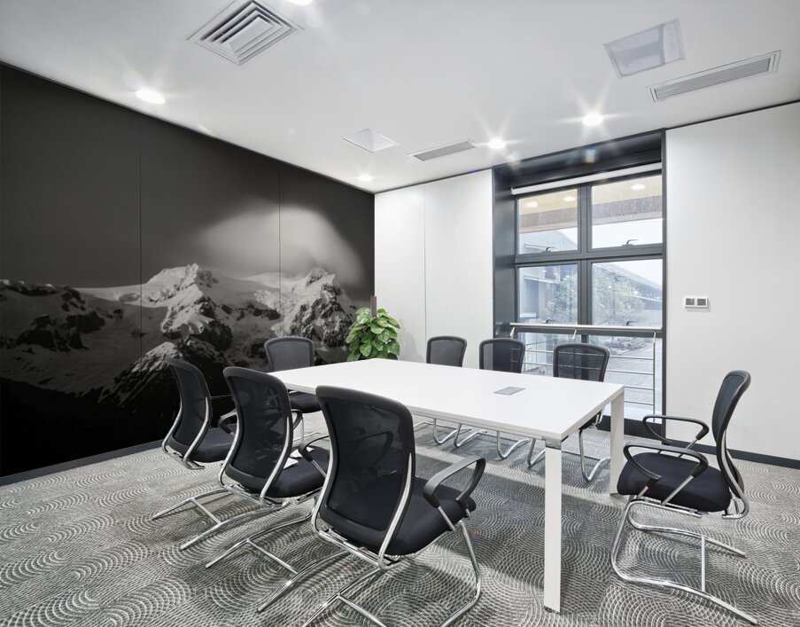 Svinafell Mountains Wall Printing