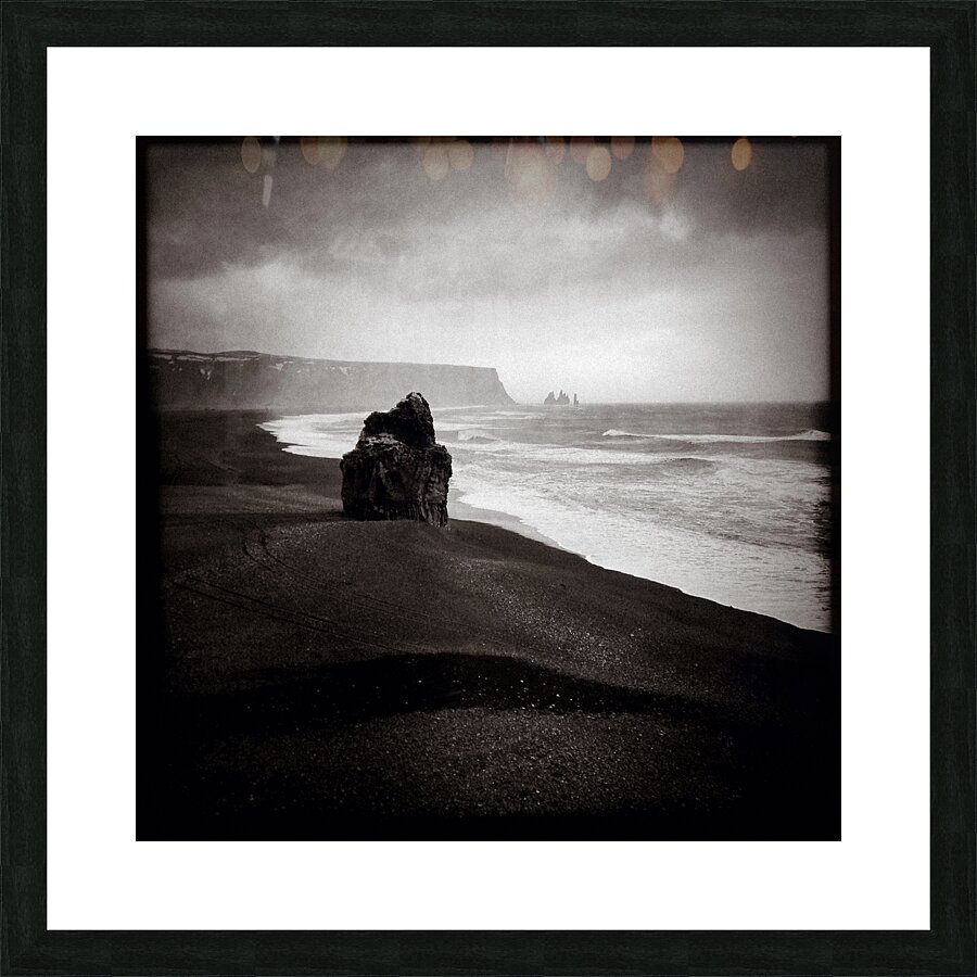 Stormy Day at Dyrholaey Picture Frame print