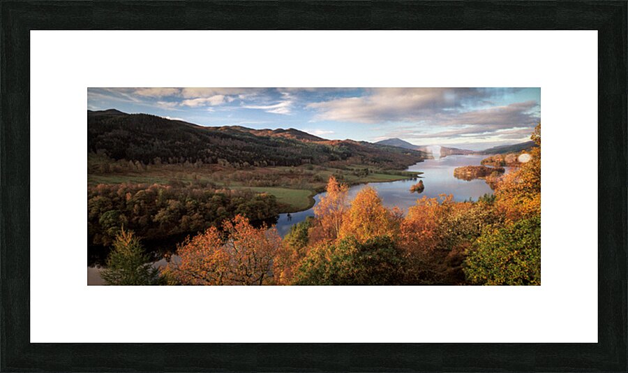 Autumn at Queens View Picture Frame print