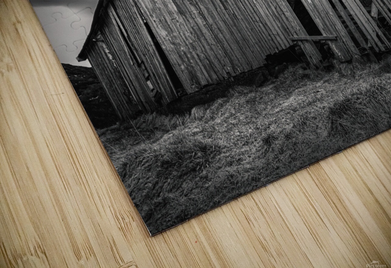 Old Norwegian Barn Dave Bowman Puzzle