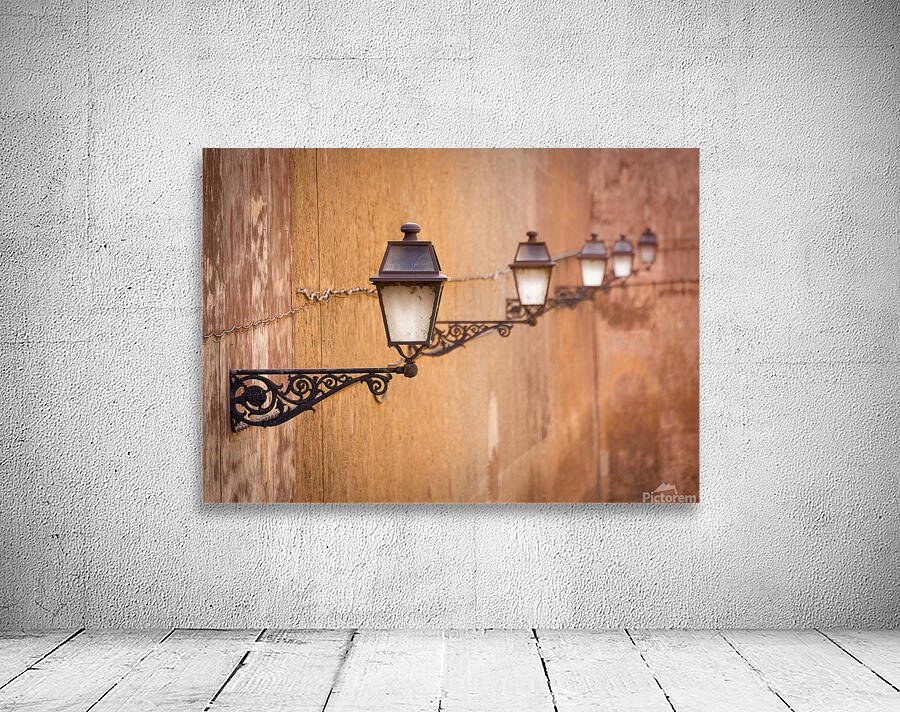 Rome Street Lamps Wall Preview