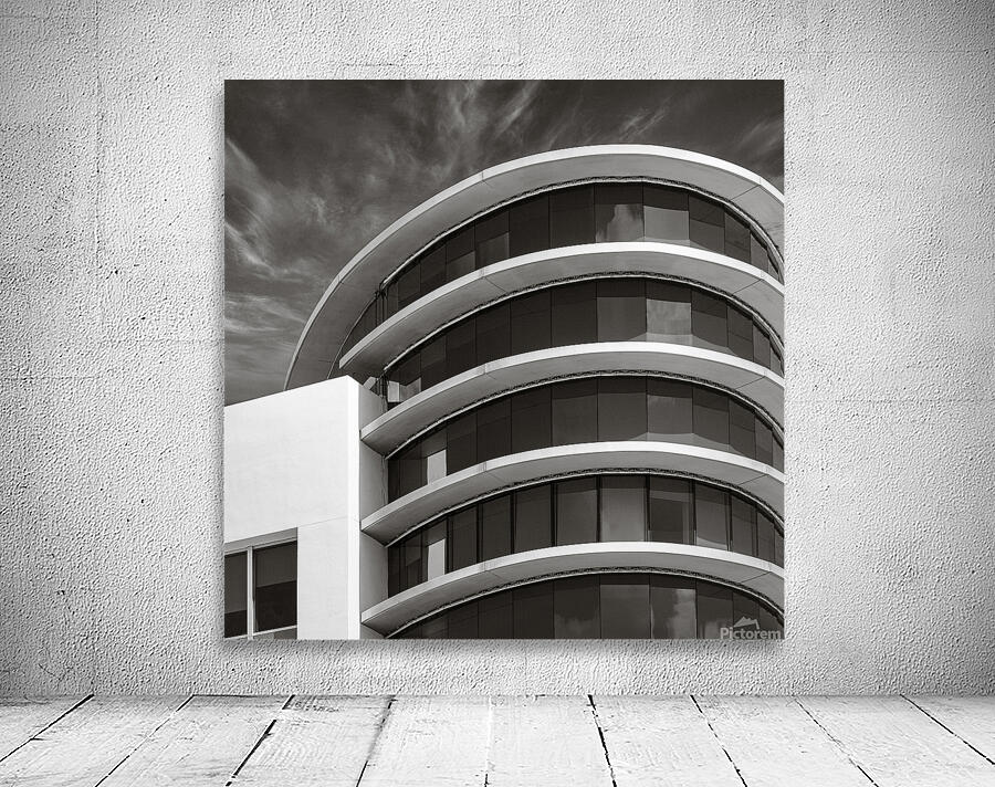 555 Washington Avenue Wall Preview