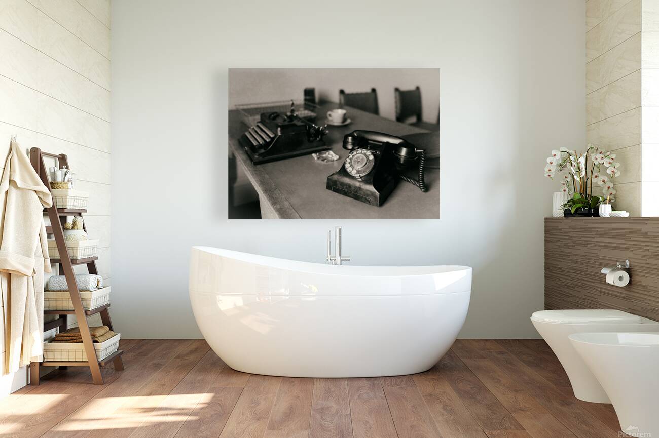 War Room Phone Reproduction