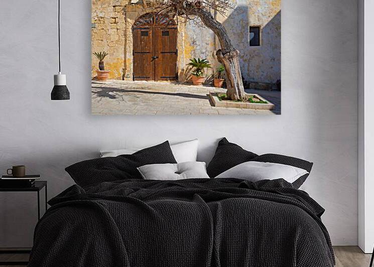 Pjazza Mesquita Mdina by Dave Bowman