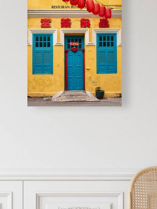 Colourful Restaurant by Dave Bowman